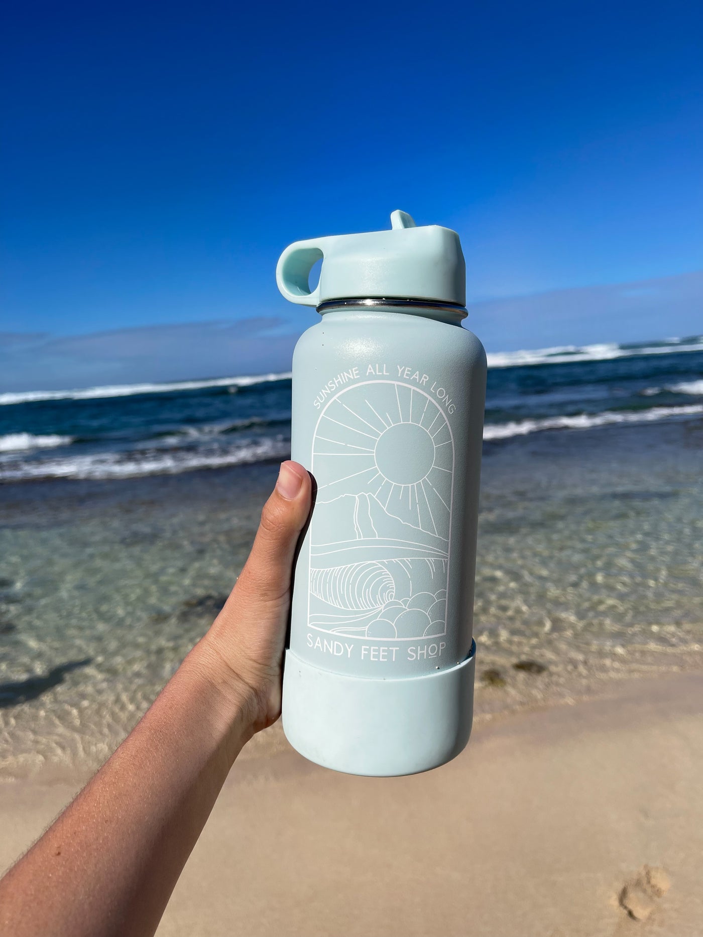 32 oz Blue Lagoon Water Bottle with Straw Lid – Sandy Feet Shop